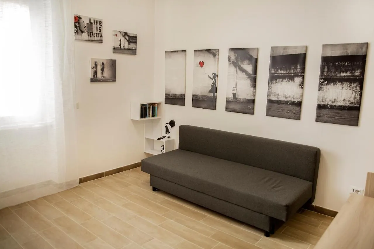 Jn Holiday Home Roma 0*,  Italia